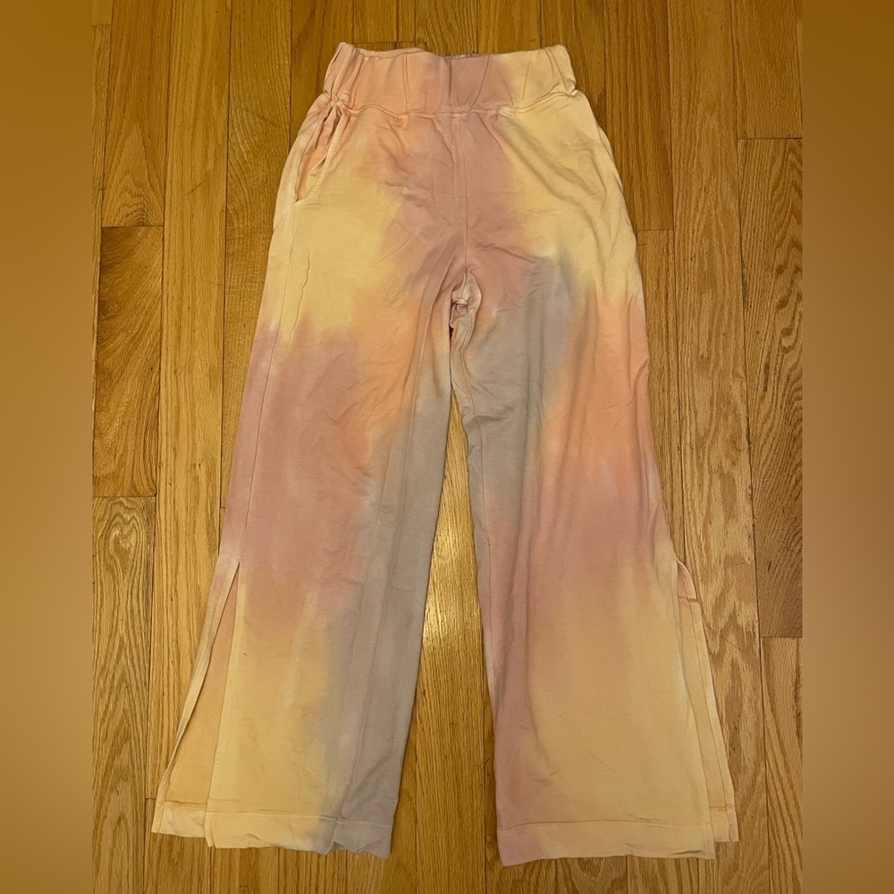 T.La pastel Tie-dye wide-leg sweatpants with side slits